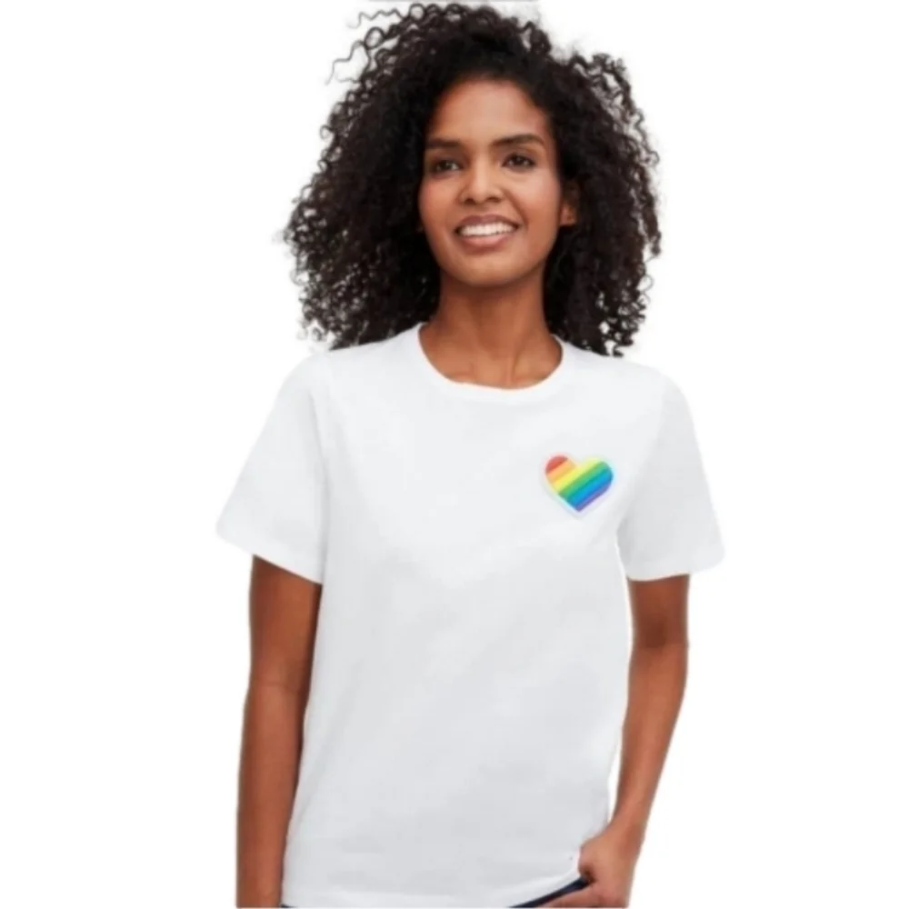Kate Spade Rainbow Pride Heart Patch T Shirt Size Medium